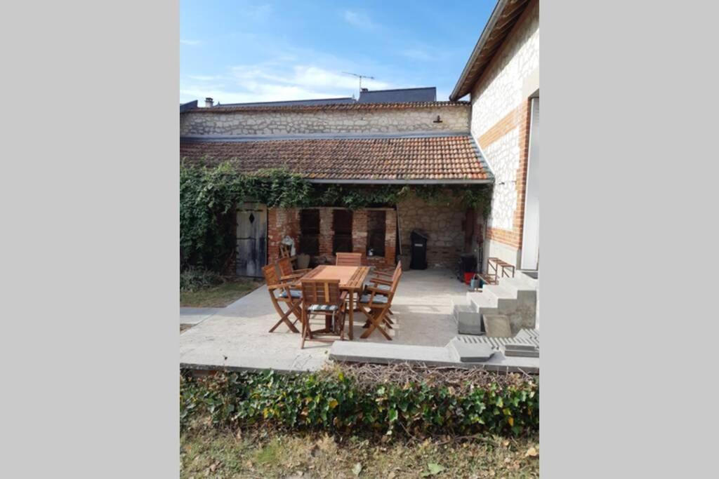 Gite, Maison A La Campagne Ardennes, Aisne,Marne Le Thour Luaran gambar